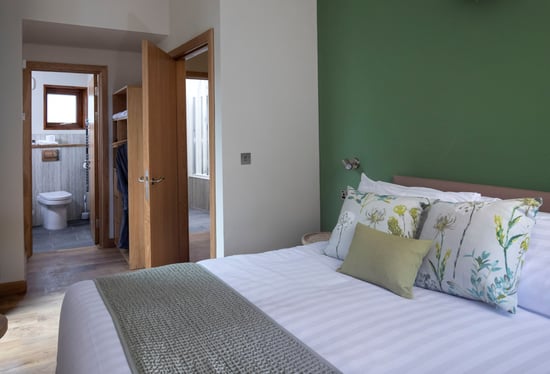 New style Golden Oak master bedroom and en-suite