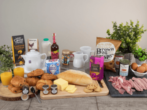 Deluxe welcome hamper