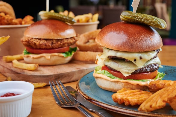In-cabin food delivery