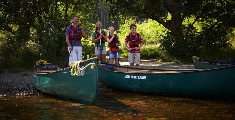 Family canoe activity